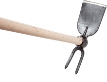 Azada Cuadrada 2 Puntas 500gr Falci