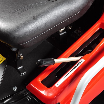 Tractor de Jardin Profesional Oleo Mac Apache 92 Evo