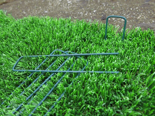 Grapa Metalica Cesped Artificial 170x35x3 mm 10 unidades