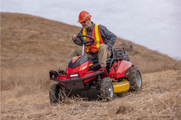 Desbrozadora Autopropulsada Canycom CMX 2408